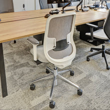 Load image into Gallery viewer, Do Better Swivel Desk Chair in Grey
